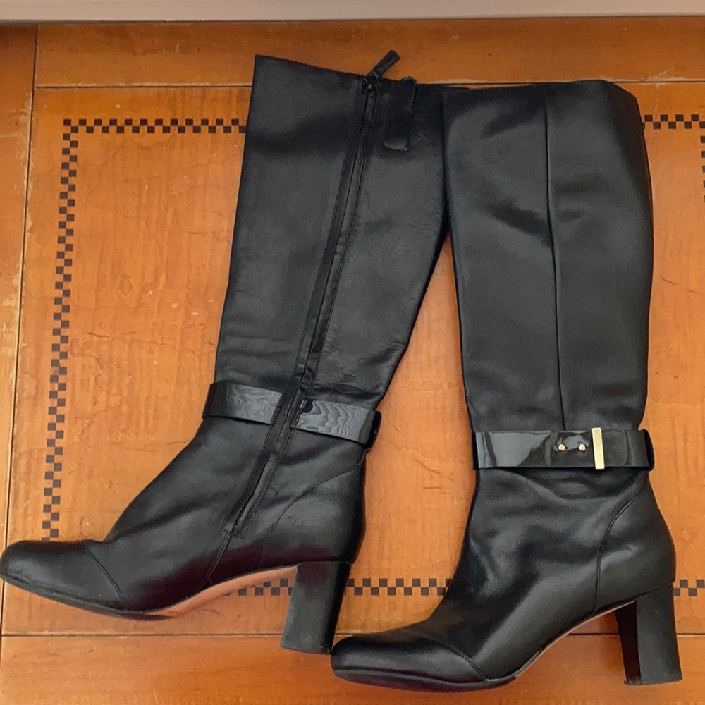 Sexy Cole Haan High Heeled Boot Gold Detail Size 9